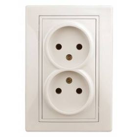 1-204-02 Intro Розетка 2х2P, 16А-250В, IP20, СУ, Plano, сл.кость (10/100/1500) ‎/ Б0027614